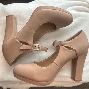 Cream High Heel Pumps/Platforms